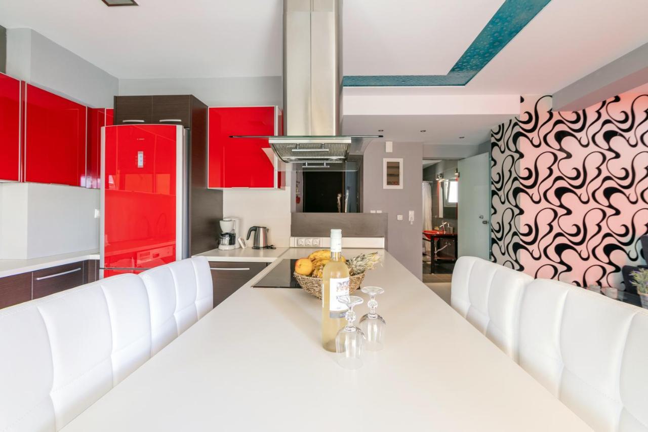 Luxury With Fireplace Near Center Iraklion